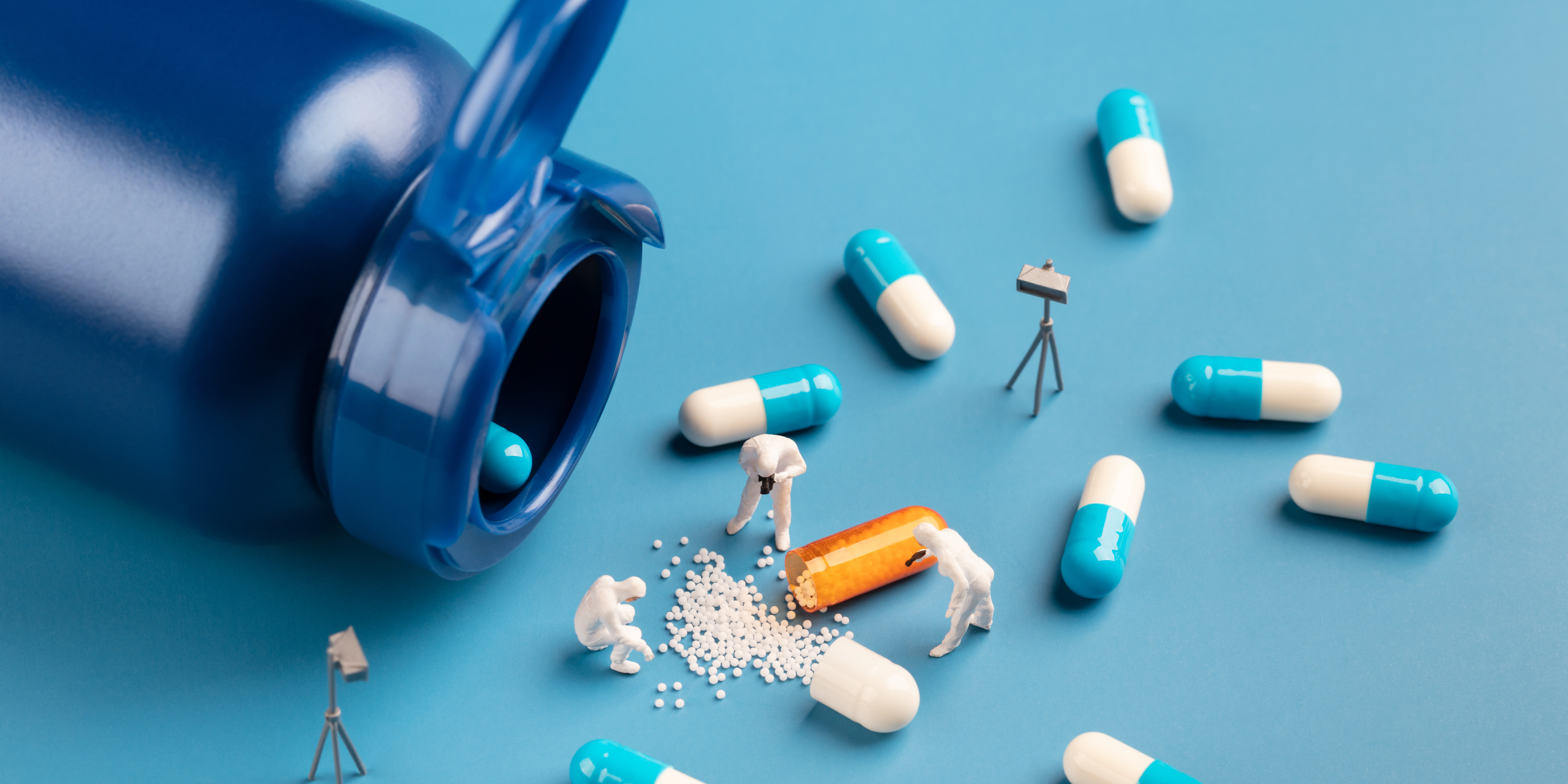 成都鸿睿与四川欣华西医药公司达成合作